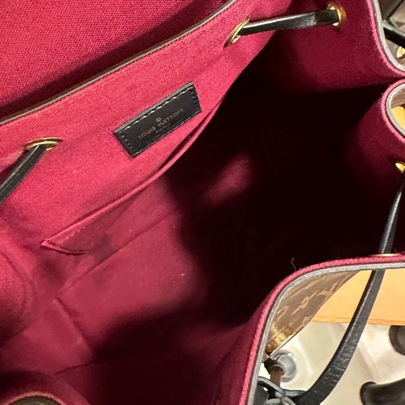 ✨AUTHENTIC Louis Vuitton Drawstring Backpack - Picture 5 of 6